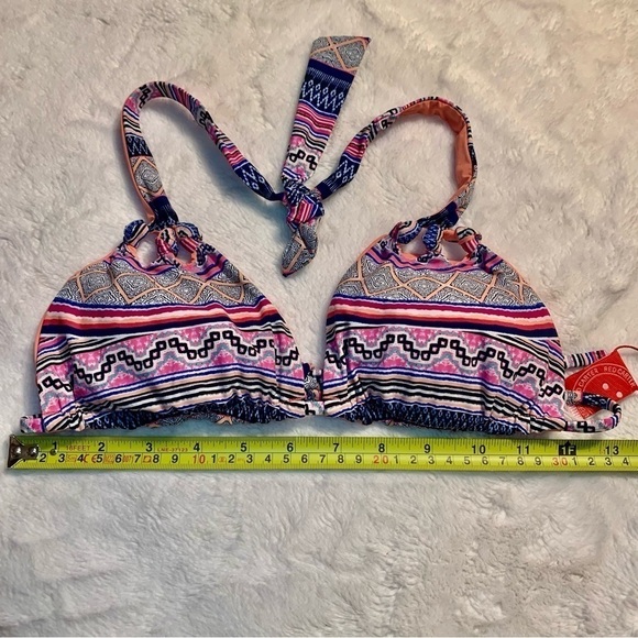 NWT Red Carter Bikini Top Medium Boho Geometric Pattern Nylon Spandex Padded New - Picture 15 of 15
